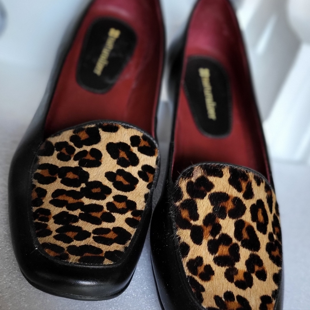 Naturalizer black flats with animal print upper in size 8